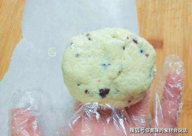 做法|过年零食不用买了,分享6种小零食,做法简单,老人孩子都爱吃