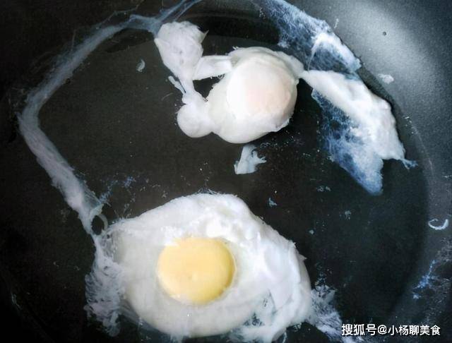 面的|这早餐,只需10分钟就搞定,有菜有汤有蛋,热乎乎特好吃