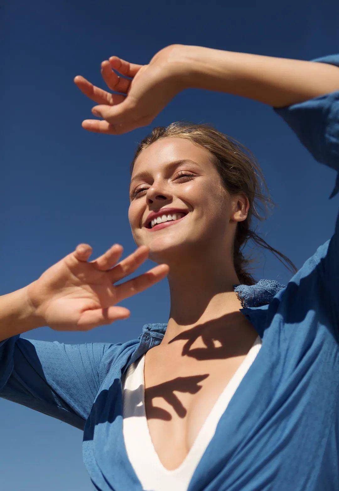 视觉|别再穿一身黑了！今夏爆火的“初恋色”简直美哭！