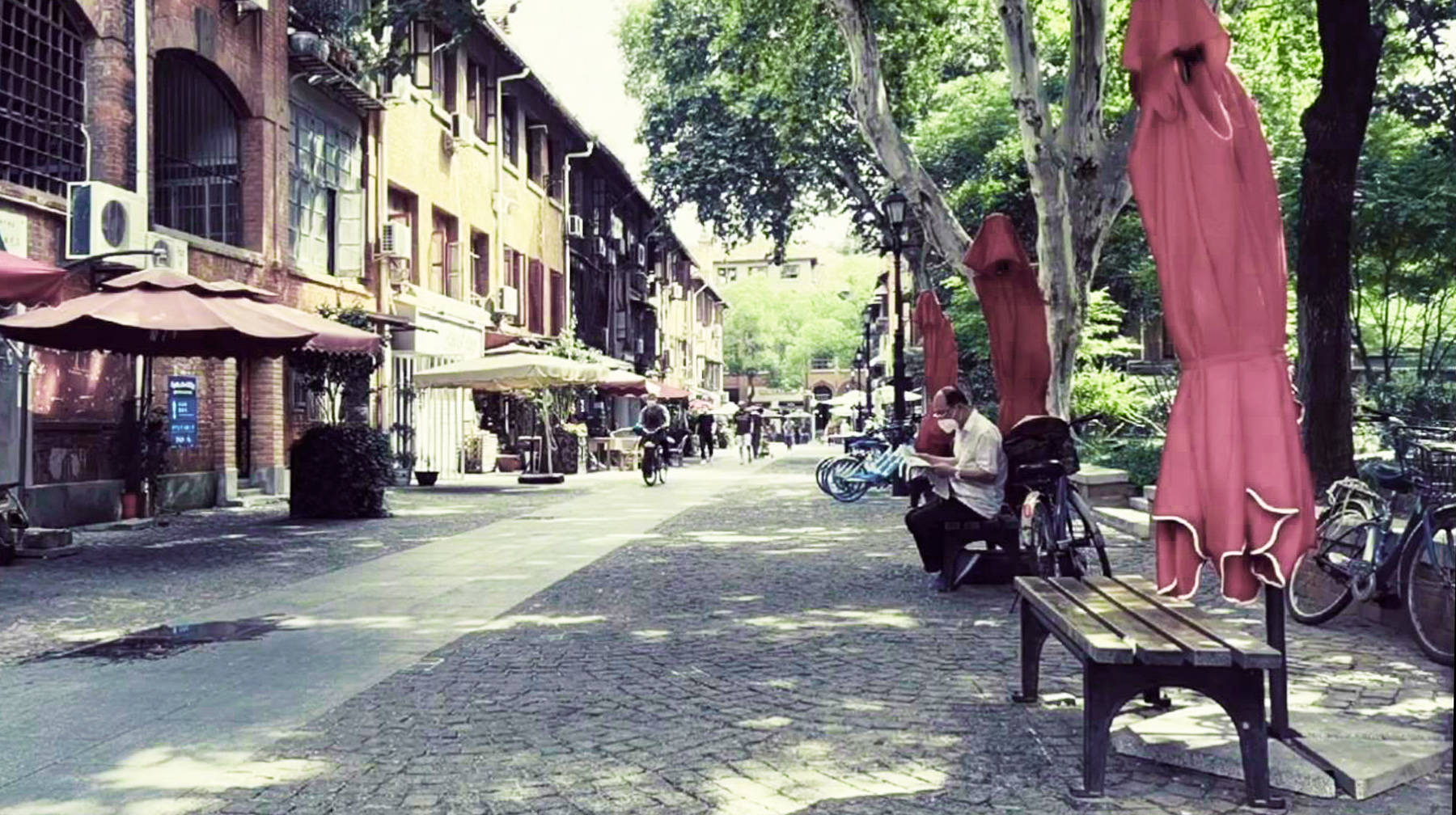 原创老城文化缩影在武汉汉口闹市地带打卡随拍珞珈山街的文艺故事