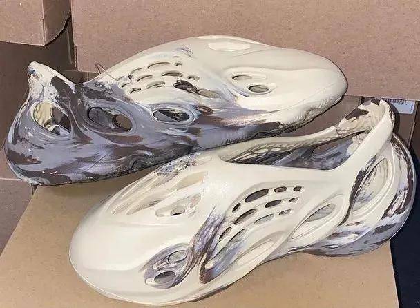 Ochre|越来越拉垮？OW x Nike Blazer新设计曝光！