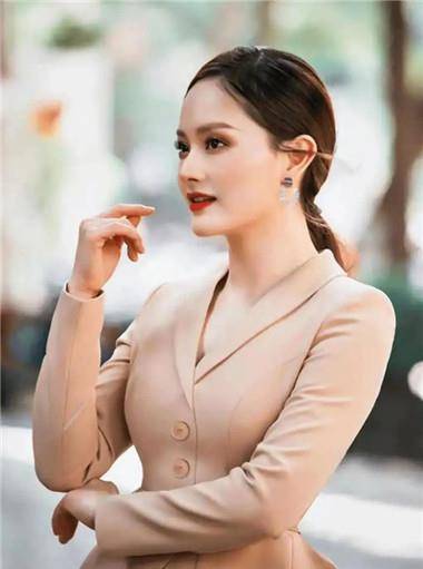 曲线|能保暖御寒的冬大衣，曲线型人参考这些