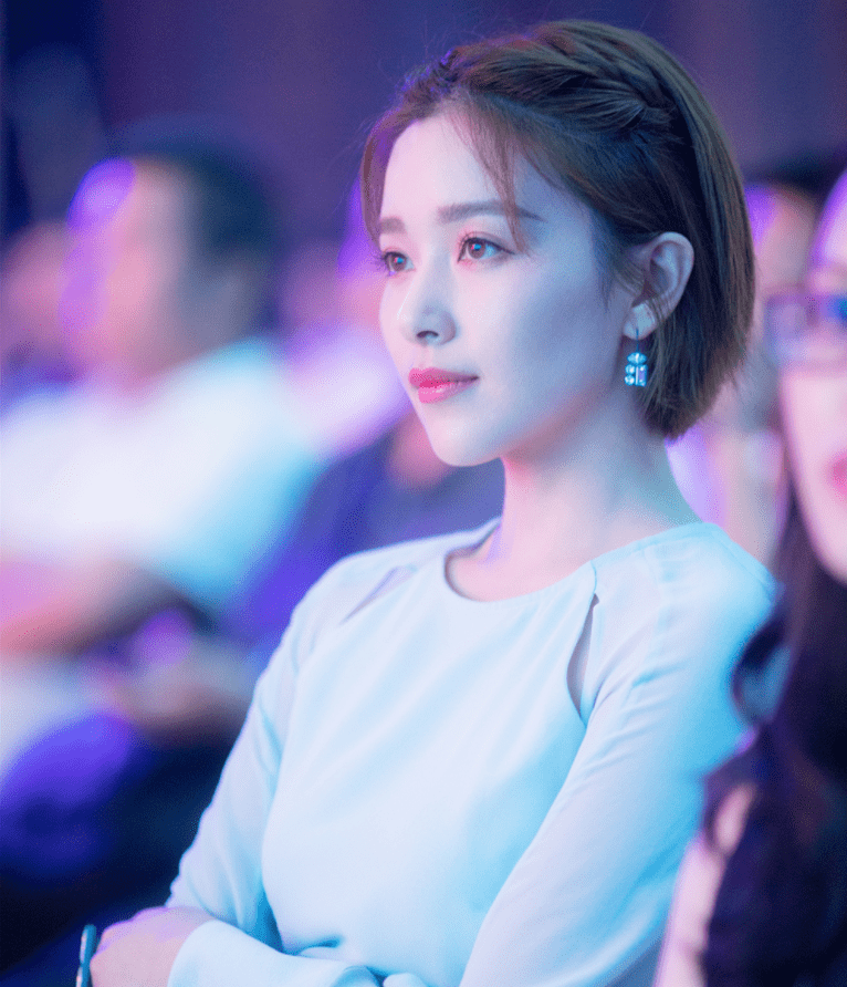演技|因分手上热搜的阚清子，演技炸裂，衣品超好