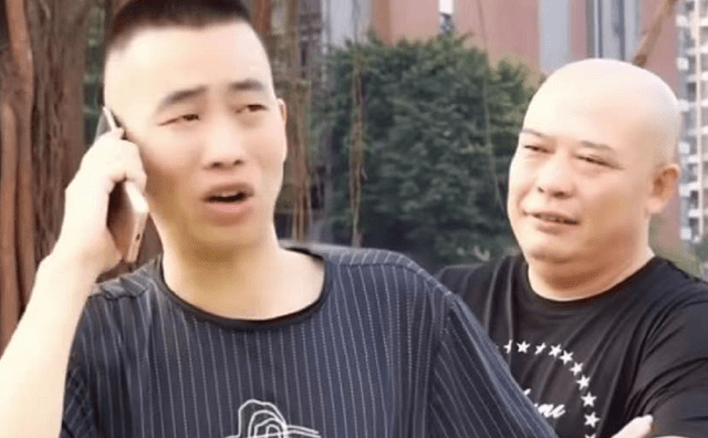 二驴父亲的这一出事件爆发后,看到这一家子网红对待事情的态度,很多