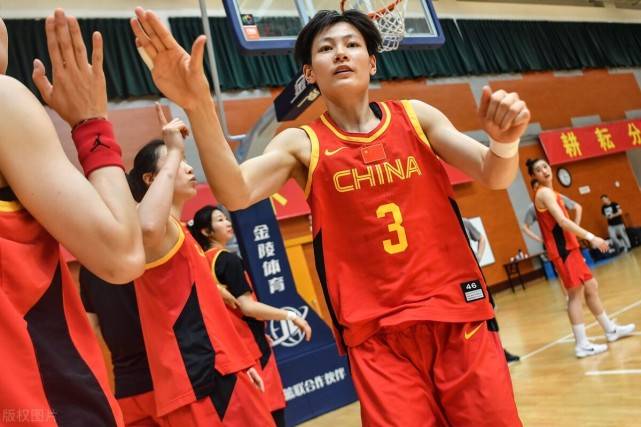 女籃2分險勝亞洲第一王思雨李月汝合砍32分有望衝擊奧運冠軍