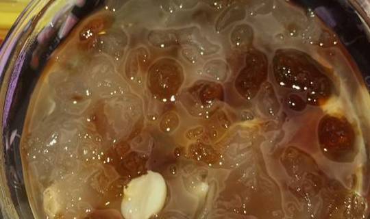 补充|吃桃胶补充胶原蛋白，皮肤年轻气色好？别傻了，只对一类人有好处
