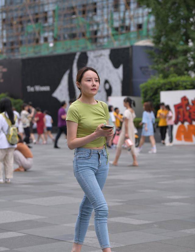 韩系|黑色经典长袖搭配黑色时尚打底裤，非常容易上手，都很时尚