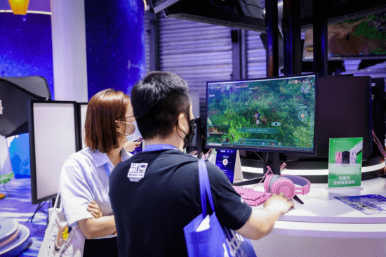 感觉|西山居旗舰力作《剑网3》怀旧服亮相ChinaJoy 首日上线玩家排队如长龙