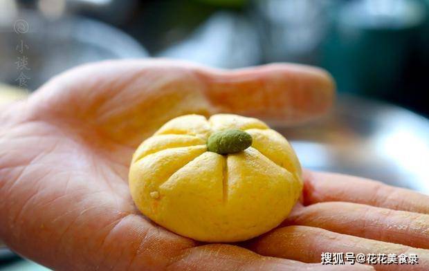 抹茶|立冬后，遇见南瓜，每次都扛一个回家，囤着能吃一星期，特鲜甜