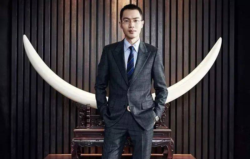 面临破产还低调捐款5000万鸿星尔克老总吴荣照的跌宕人生