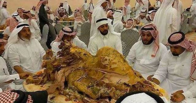 迪拜|迪拜富豪的一日三餐,看完终于理解:贫穷不止限制了我们的想象力