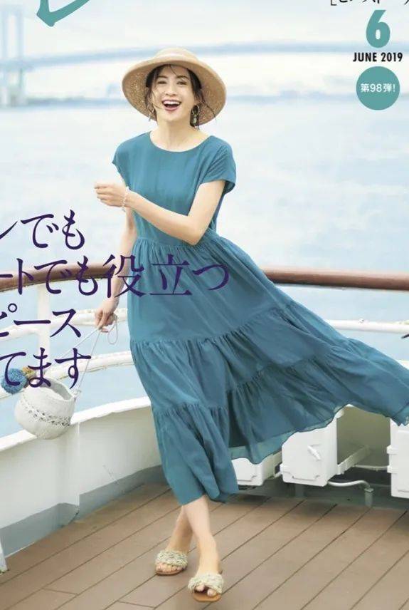 廓形|连衣裙，大一点更时髦！