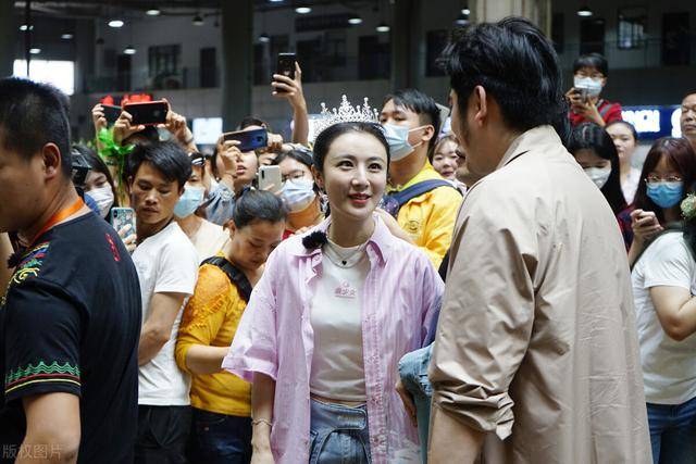 虎皮|建议大家：若工资允许，遇到这5款凤爪买来尝一尝，简直太过瘾了