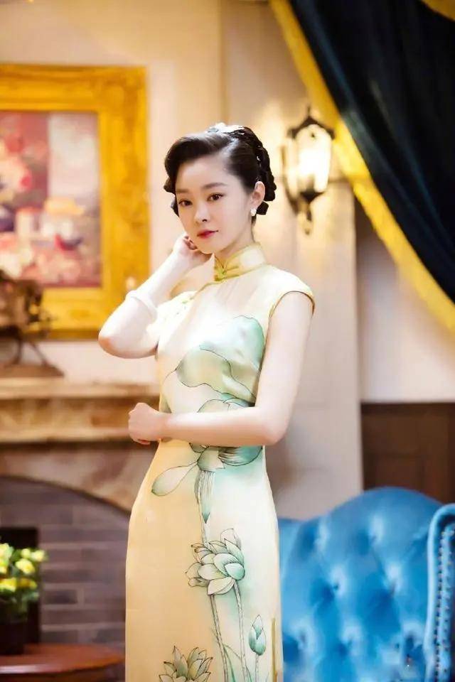 电影|电影《1921》热映，宋轶穿旗袍出场好惊艳，这身材哪有100斤？