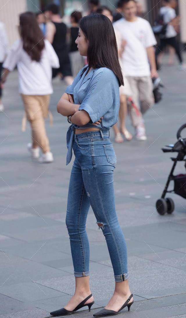 粉色|粉色系衣服，能让女性变得洁净、甜美，让女生看上去有一点傲慢