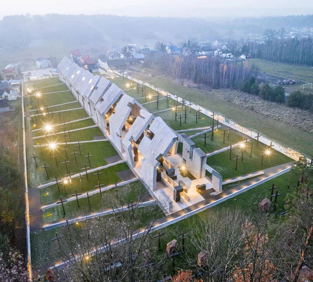 断裂 切割和撕裂的波兰村庄殉难者陵墓 Nizio Design International 建筑 断裂 切割和撕裂的波兰村庄殉难者陵墓 Nizio Design International 建筑