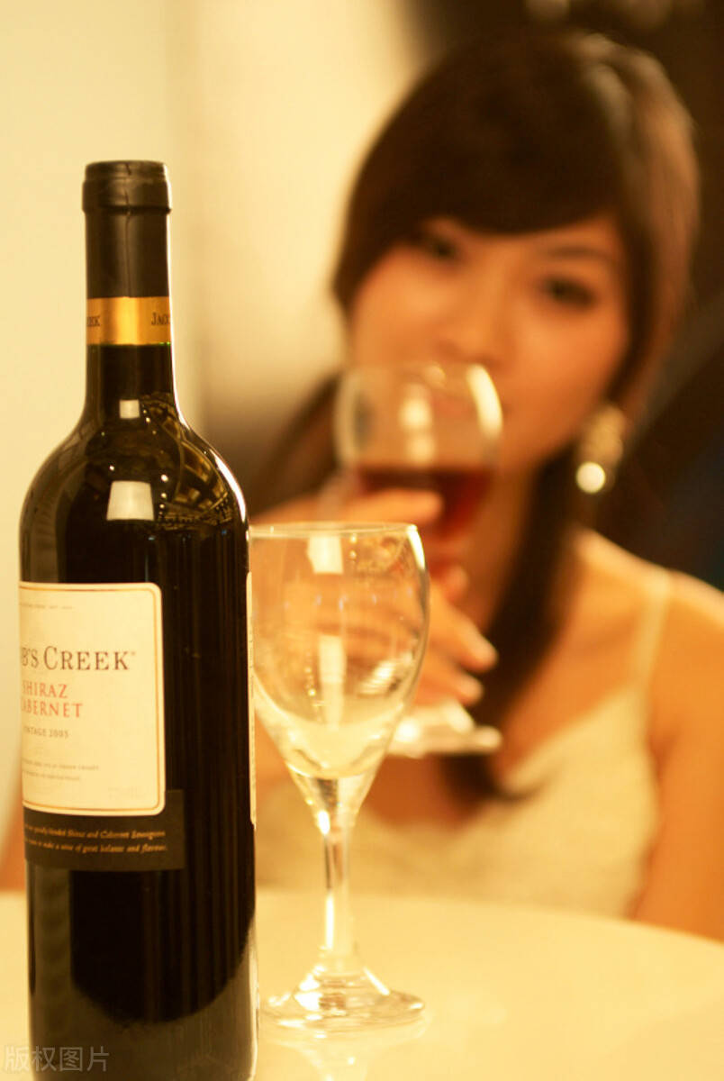 新世界|红酒知识丨旧世界葡萄酒和新世界葡萄酒的差别！