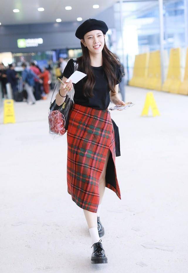 设计|穿开叉裙显高又显瘦,小个子人群就靠它了