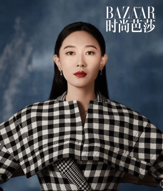 孙一文|脱下击剑服的孙一文好美,穿小香风衬衫优雅高级,气质不输女明星