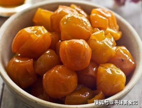 上市|十月份，金桔正火热上市，隔三差五吃一点，止咳化痰比吃药还好