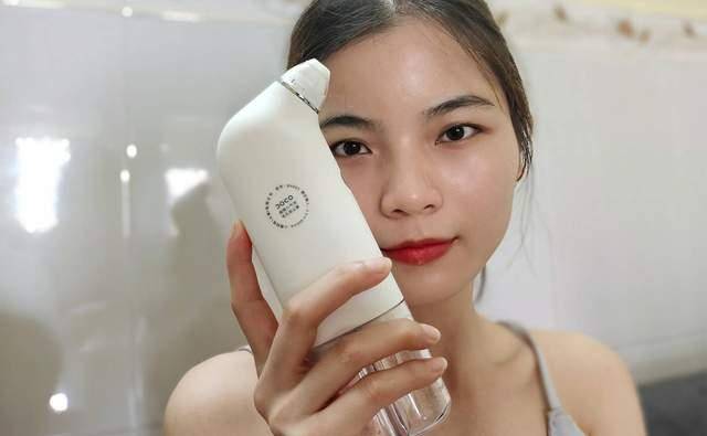 黑头|精细清洁，黑头吸出来 DOCO小气泡黑头仪体验