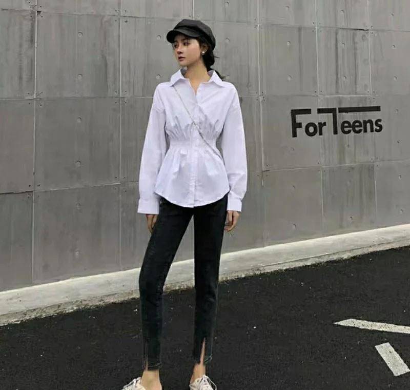 颜色|这才是中年妈妈该有的穿搭!衬衫+直筒裤,气质减龄,很高级