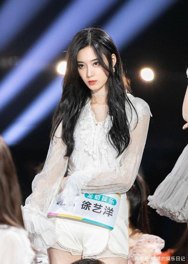 喜剧|一口气更新24集，徐艺洋首部偶像剧，太猛了！