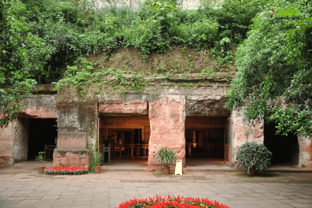 25岁小伙痴迷古代墓葬,1年探访80多座,立志走遍中国古墓_陵墓