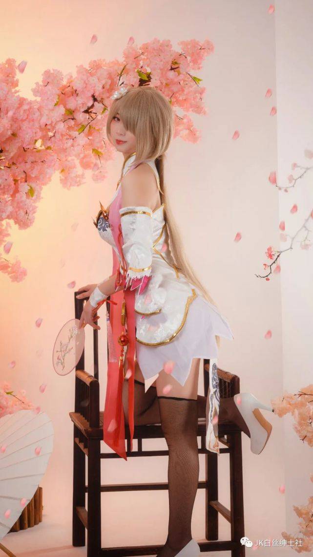 cos崩坏3丽塔浣溪沙cos正片淇狗