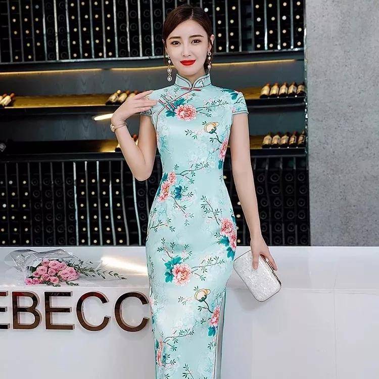 饰品|奔三奔四的女人,试试以下旗袍穿搭攻略,穿出自己的style