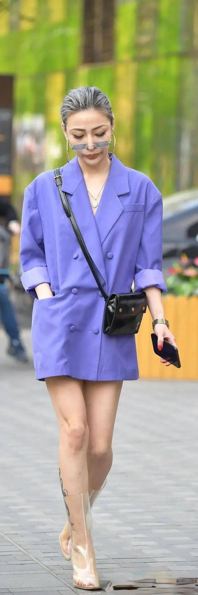 下半身|舒适休闲的打底裤，充满青春活力，迷人自我，时尚前卫