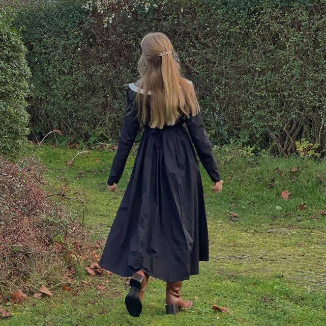 小白|连衣裙又成初秋的助攻！6条必备款时尚满分，拯救爱美的新手小白