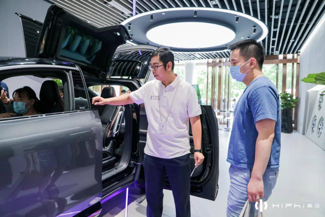 关系|用户说了算？请他当一天店长，你敢不敢