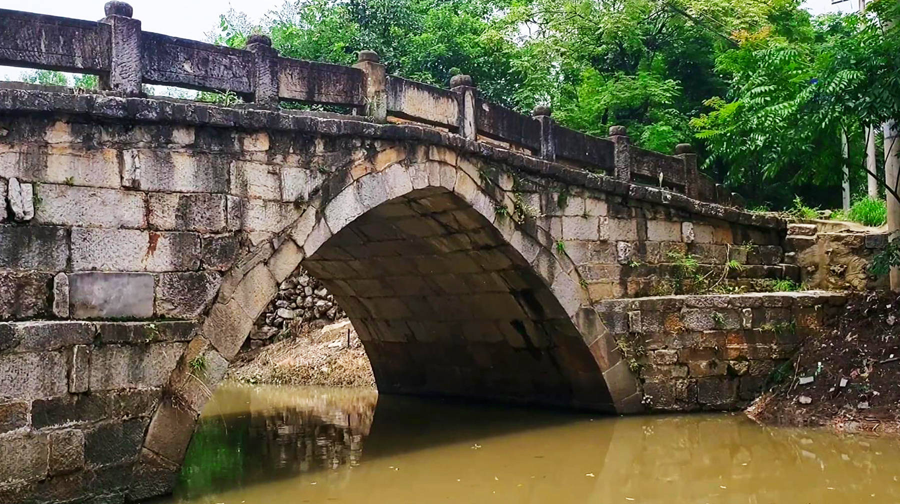 一桥一梦300年打卡武汉江夏灵港桥发现遗忘在乡村里的古建筑
