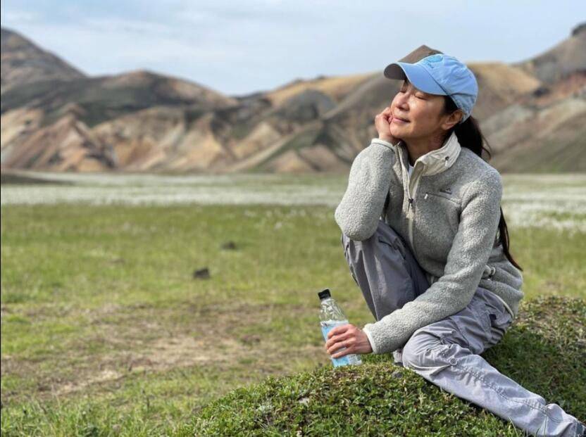 女神|杨紫琼素颜出镜,土黄色的皮肤和满脖子的皱纹,并没有遮挡掩盖!