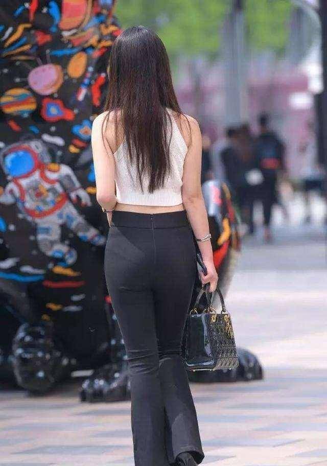 禁忌|“胯大”也能穿打底裤，时髦又修身，耐看又有型
