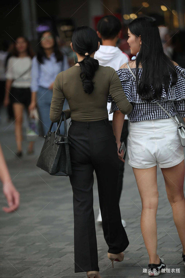 高跟鞋|修身职业装，大气干练，散发出强大气场