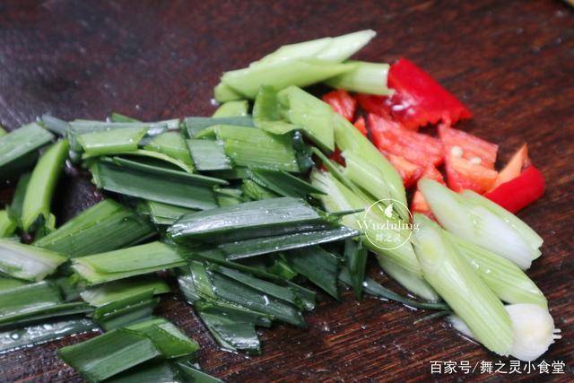 郫县|8月遇到此菜，我从不还价，每次买一斤，炒着吃最香