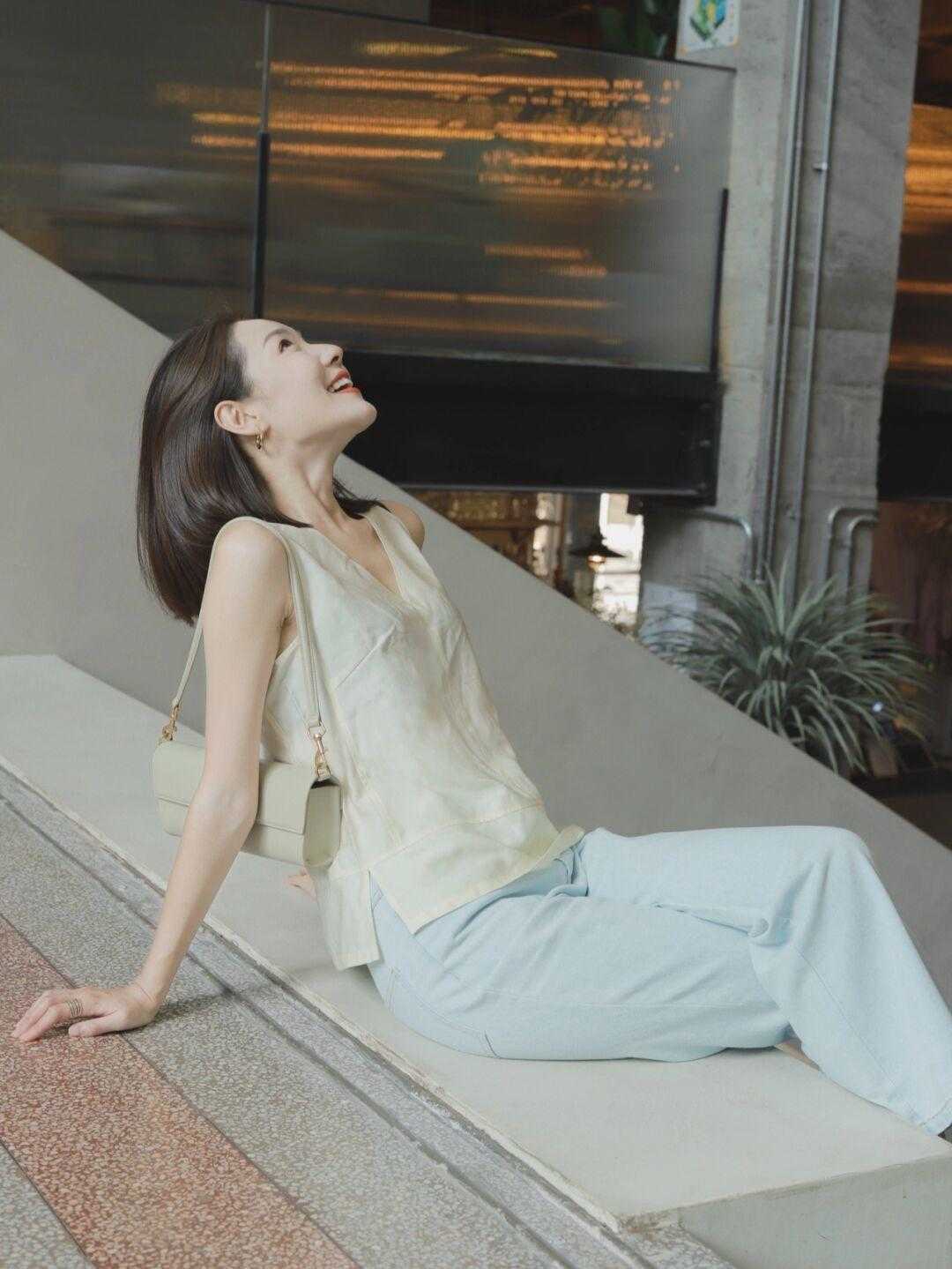 西裤|个子和颜值都不占优势的人,可以这样穿,轻松提升气质感