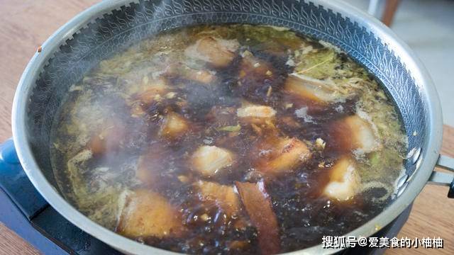 入口|五花肉这样做太好吃,一次秘制2斤,入口即化,吃一次就念念不忘