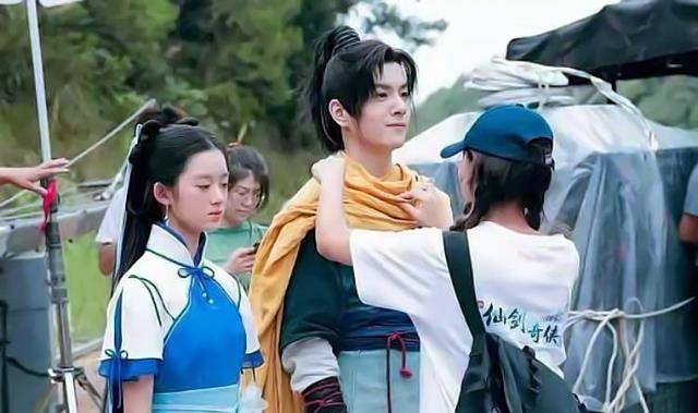 扮演者|又要毁经典?新版《仙剑》开拍11天就杀青,李逍遥扮演者土里土气