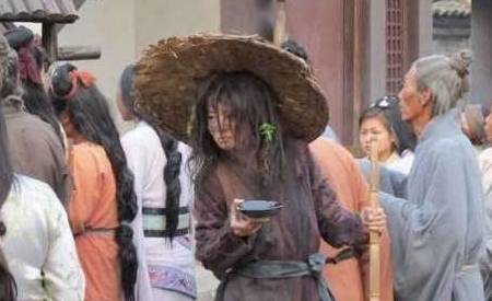 家族|一条旧裙子竟然是传家宝!67年间美国一家族中已有19个女孩穿过