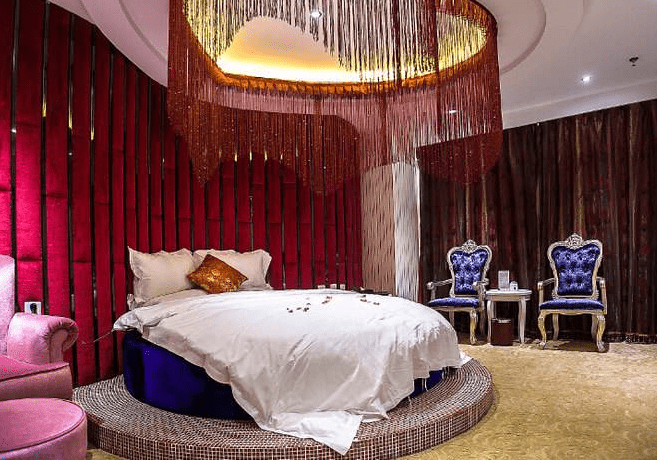 原创为何情侣都喜欢入住带"水床"的房间,有什么作用?原因很简单