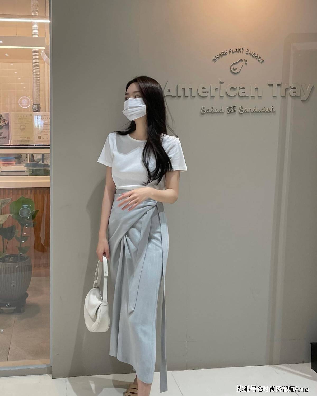 新鲜感|越是简约的基础款,越能穿出心动不已的新鲜感,时髦还吸睛