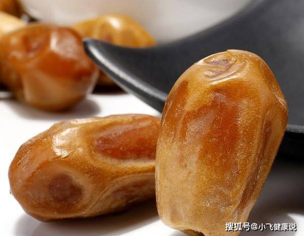 垃圾|别再吃垃圾零食了,聪明人只吃4种“健康零食”,还提高免疫力!