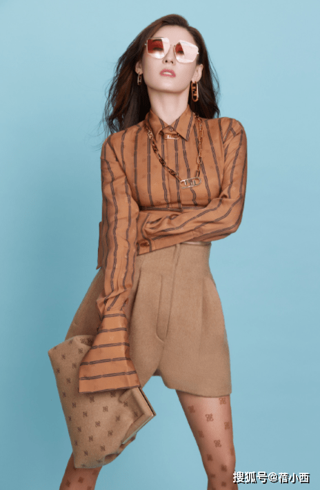 套装|165的张柏芝又成功穿出了175既视感，马甲配阔腿裤，简约又高级