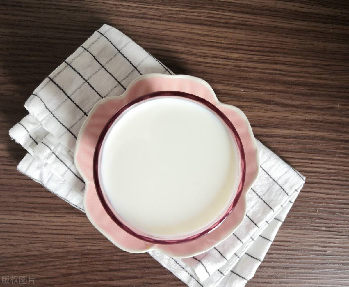 原创入秋后,要多"吃白食",顺时节而食,提防秋季干燥