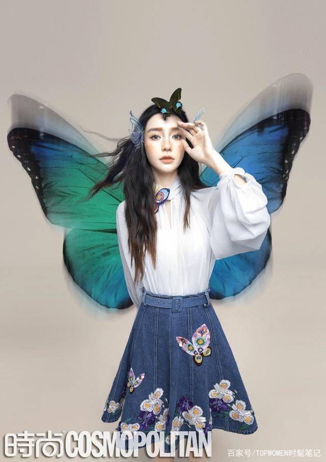 海绵|Anglebaby罕见晒娃，亲子装摘草莓，辣妈身材彰显时尚表现力！