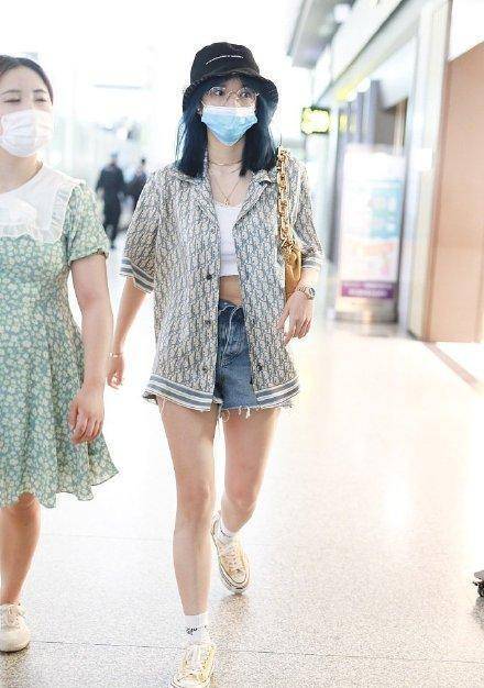姐妹|“阔腿裤”大势已去，拥有这几条裤装才算真正的时髦