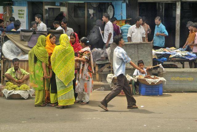 凭借一万人民币能在孟加拉国生活多久？